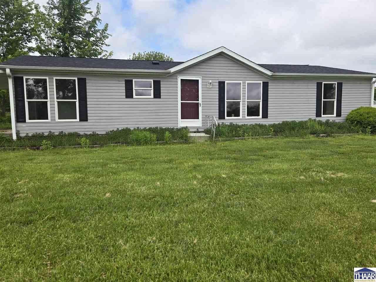 3.1 Acres of Land with Home for Sale in Terre Town, Indiana
