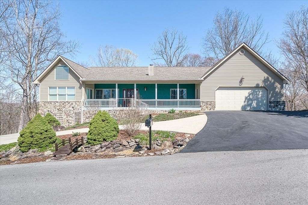 1.73 Acres of Land with Home for Sale in Byrdstown, Tennessee