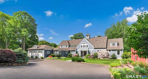 4.53 Acres of Land with Home for Sale in New Canaan, Connecticut