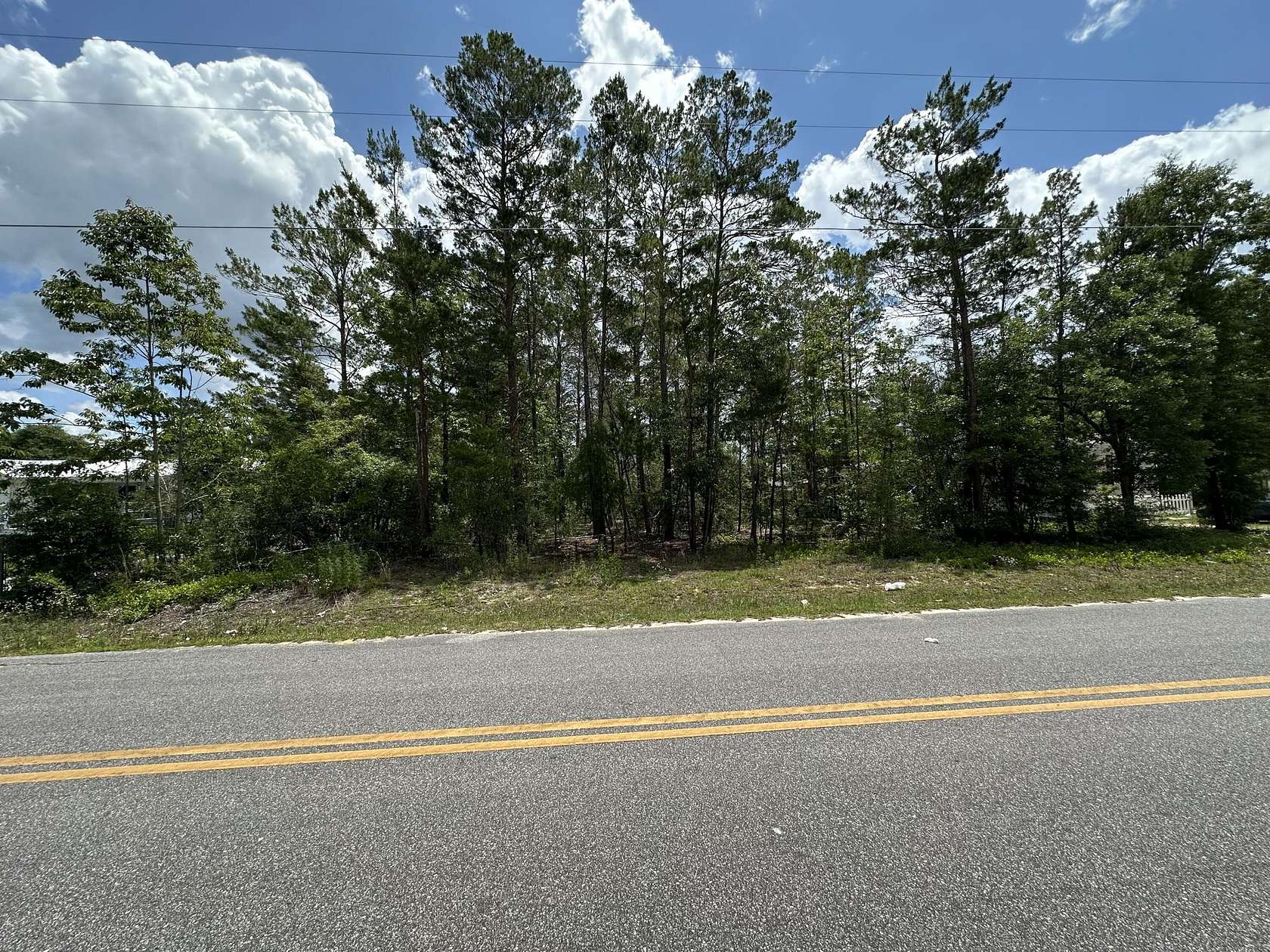 0.33 Acres of Residential Land for Sale in DeFuniak Springs, Florida