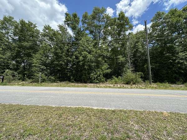 0.33 Acres of Residential Land for Sale in DeFuniak Springs, Florida