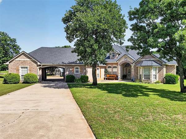 1.54 Acres of Land with Home for Sale in Blanchard, Oklahoma
