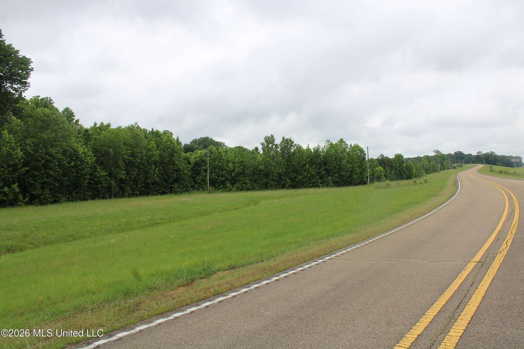 2 Acres of Residential Land for Sale in Byhalia, Mississippi