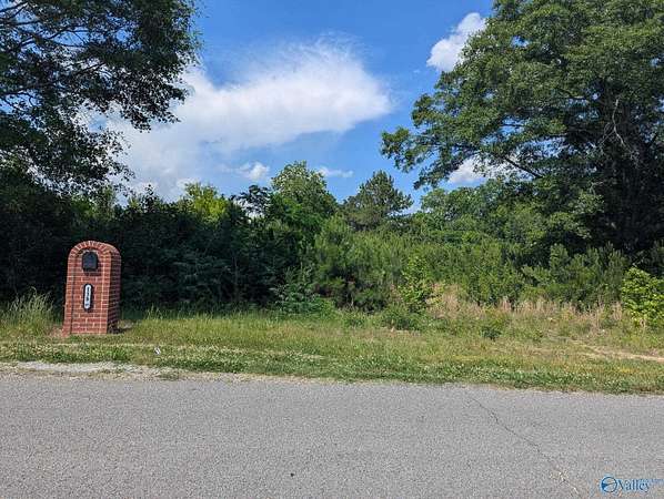 0.83 Acres of Land for Sale in Boaz, Alabama