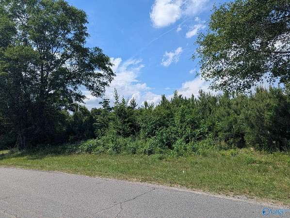0.74 Acres of Land for Sale in Boaz, Alabama