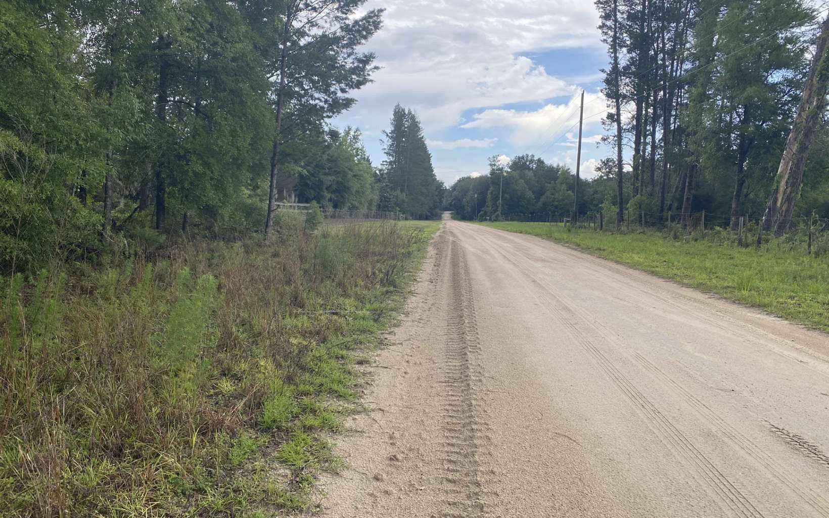4 Acres of Residential Land for Sale in Wellborn, Florida