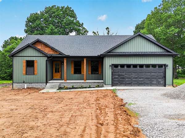 1.5 Acres of Land with Home for Sale in Auburn, Kentucky