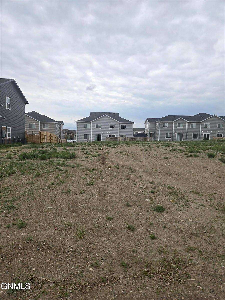 0.1 Acres of Residential Land for Sale in Williston, North Dakota
