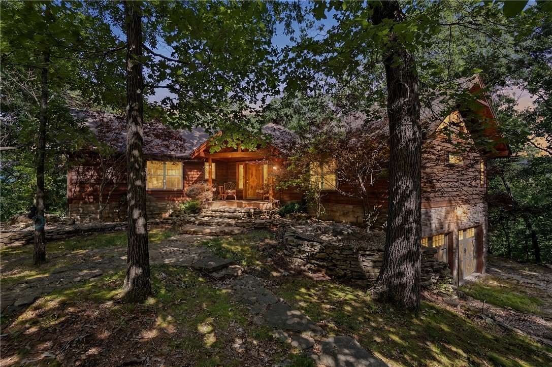 39.4 Acres of Recreational Land with Home for Sale in Eureka Springs, Arkansas
