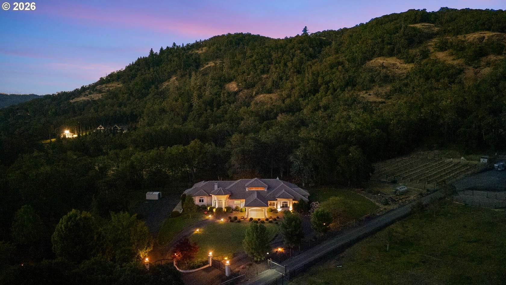 5 Acres of Land with Home for Sale in Roseburg, Oregon