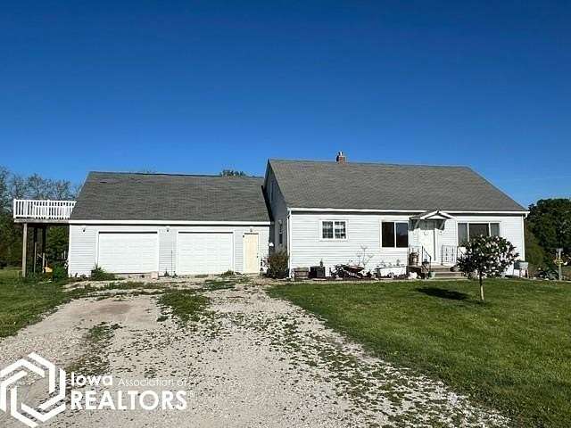 6 Acres of Land with Home for Sale in Mount Pleasant, Iowa