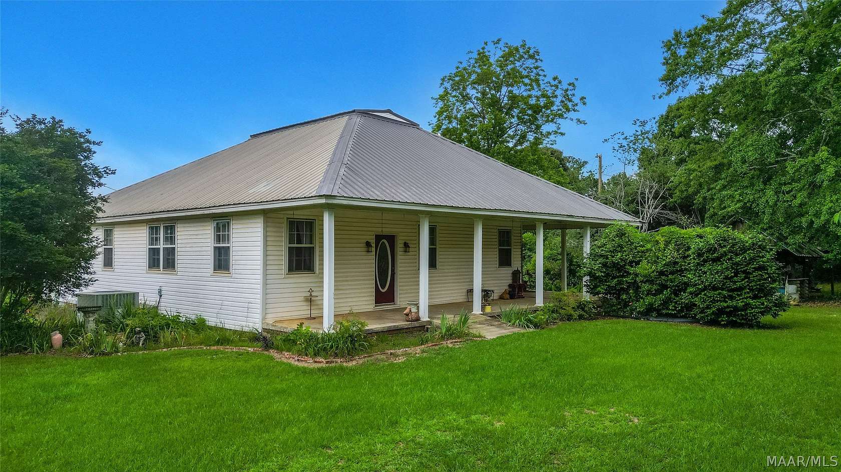 8.9 Acres of Land with Home for Sale in Deatsville, Alabama