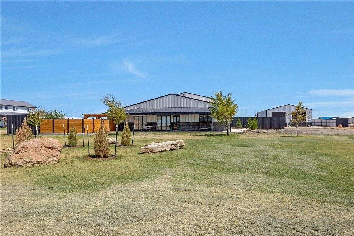 1.5 Acres of Land with Home for Sale in Amarillo, Texas