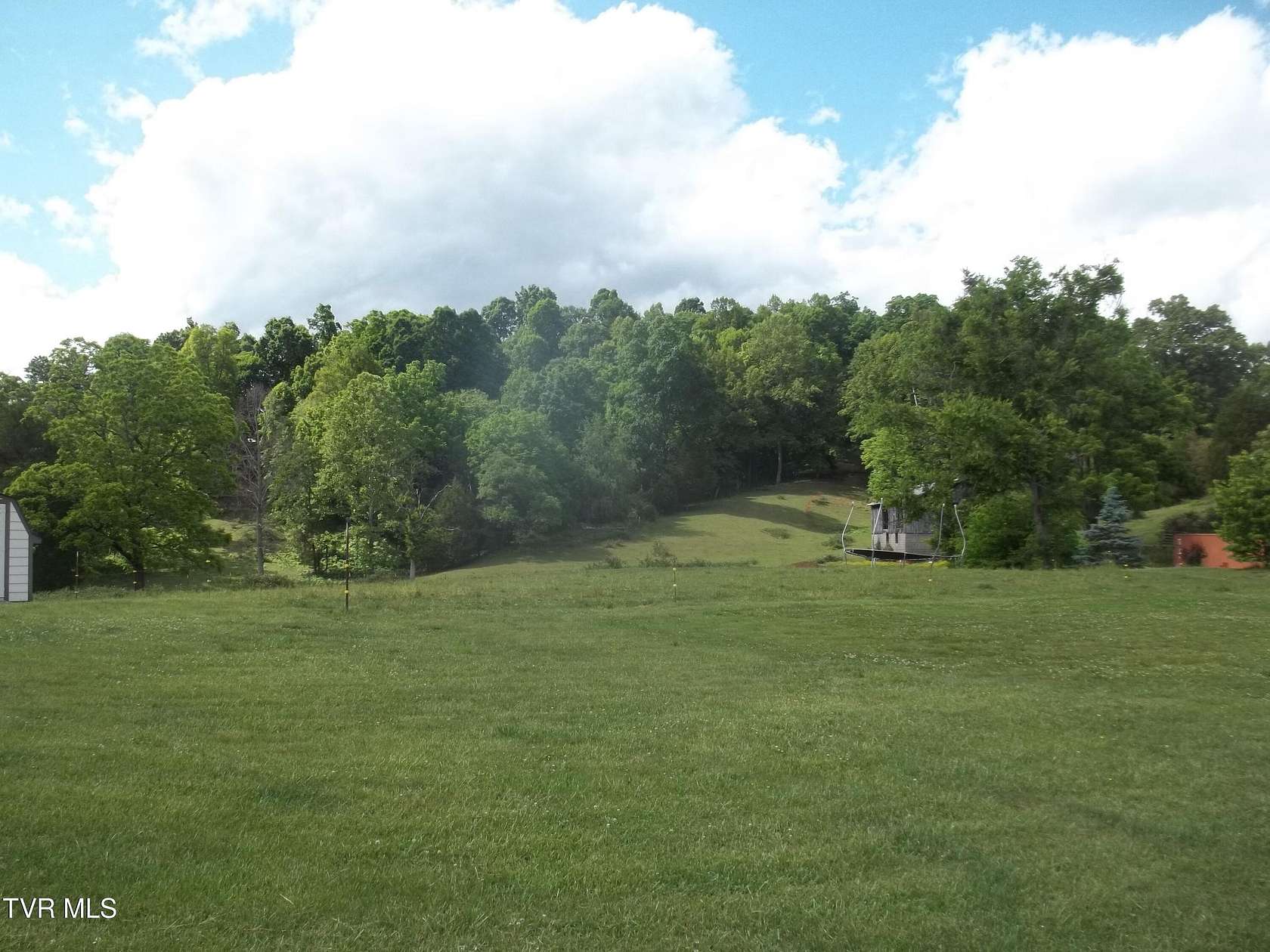 2.15 Acres of Residential Land for Sale in Mount Carmel, Tennessee