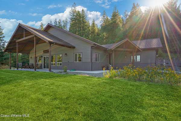 3 Acres of Land with Home for Sale in Bonners Ferry, Idaho