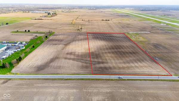 11.2 Acres of Agricultural Land for Sale in Zionsville, Indiana