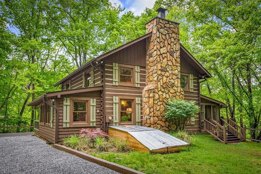 3.3 Acres of Land with Home for Sale in Blue Ridge, Georgia