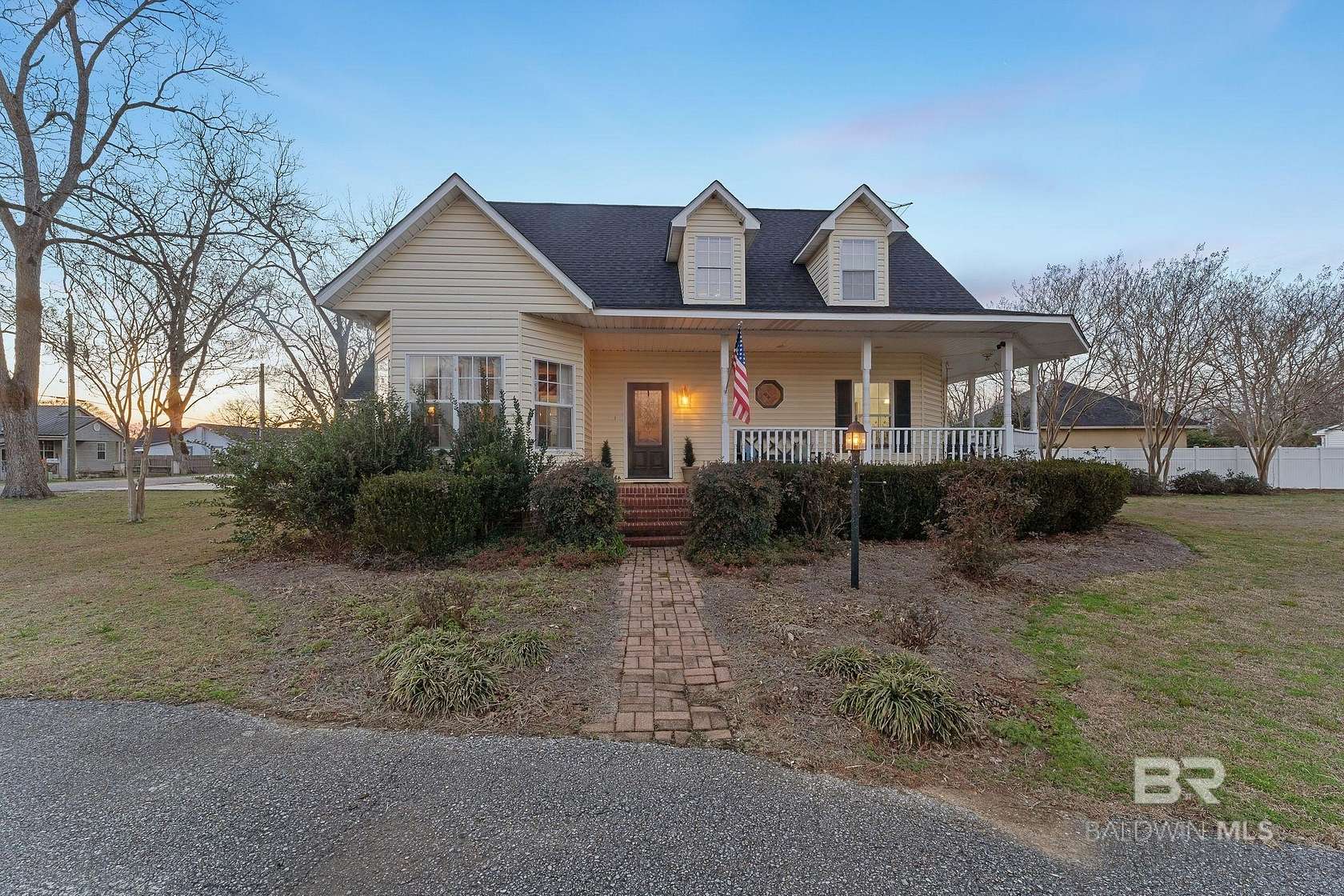 1.5 Acres of Land with Home for Sale in Monroeville, Alabama