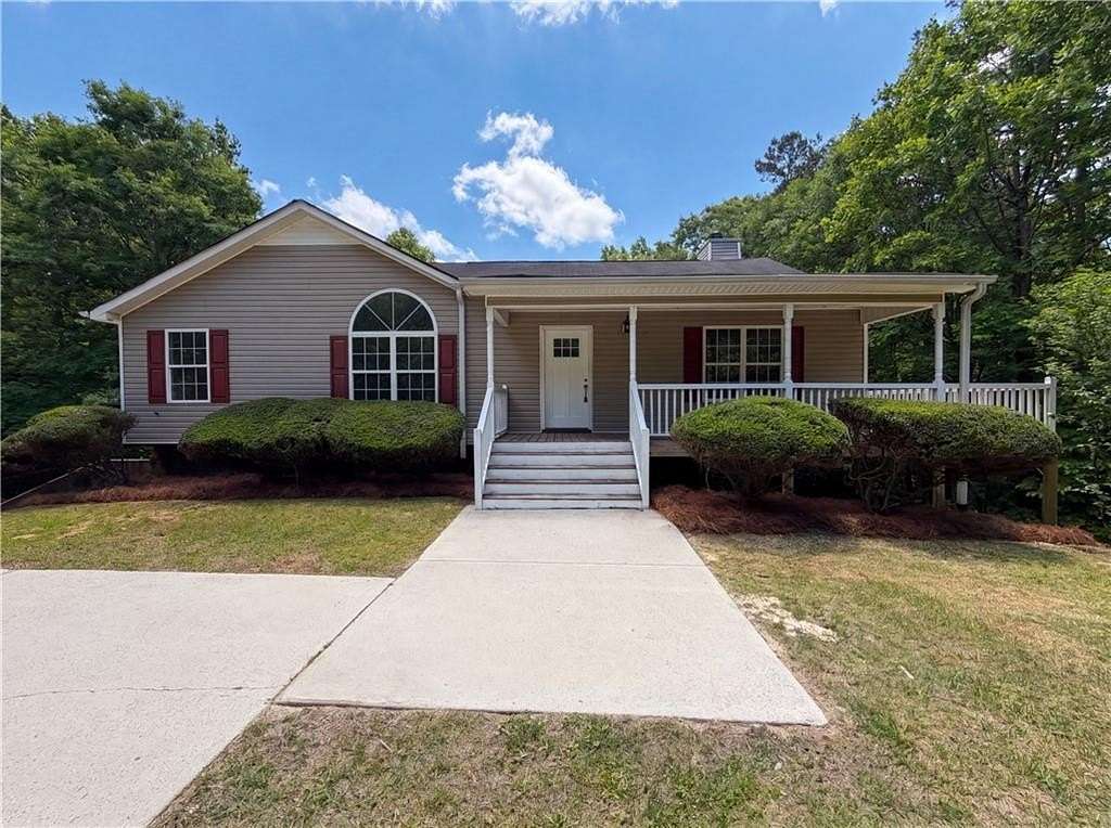 2 Acres of Land with Home for Sale in Dallas, Georgia