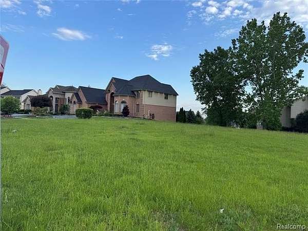 0.34 Acres of Residential Land for Sale in West Bloomfield, Michigan