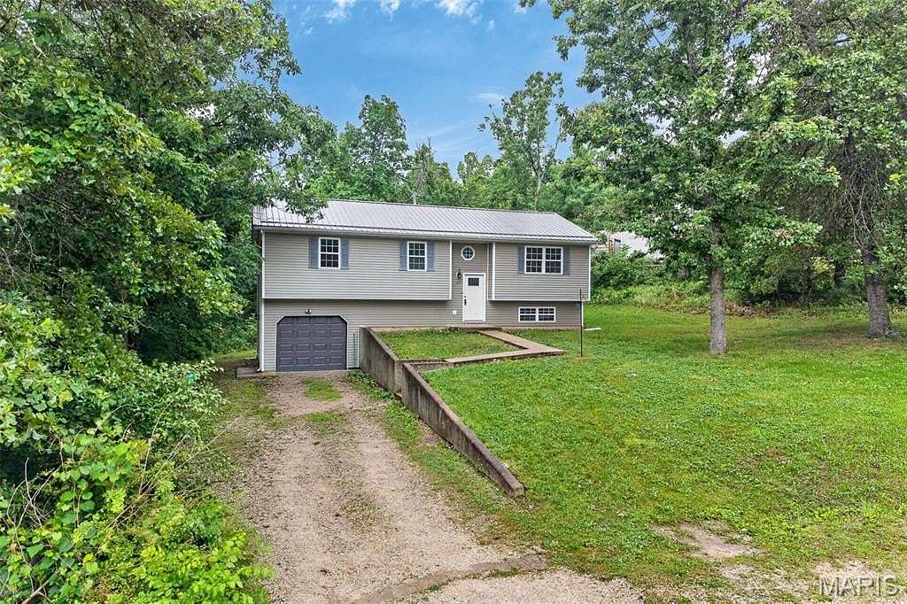 6 Acres of Land with Home for Sale in St. Robert, Missouri