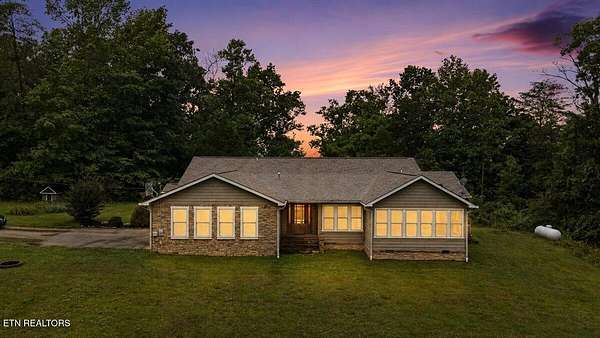 21.6 Acres of Recreational Land with Home for Sale in Jellico, Tennessee