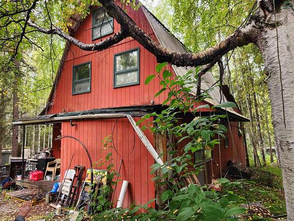 3.3 Acres of Land with Home for Sale in Fairbanks, Alaska
