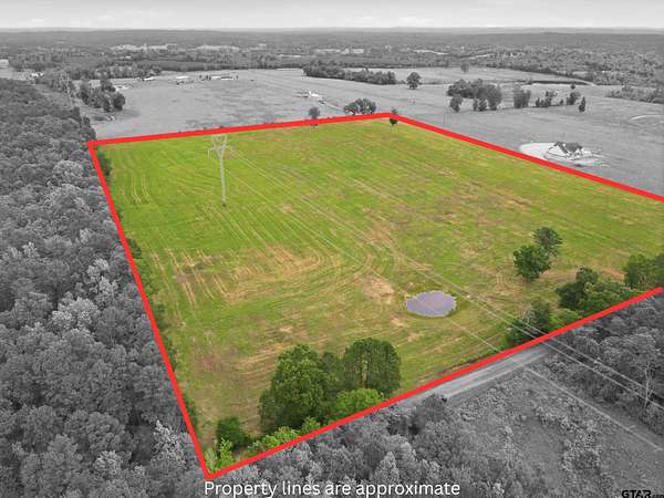 15 Acres of Land for Sale in Hughes Springs, Texas
