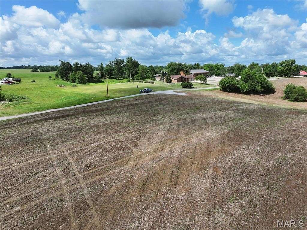 8 Acres of Land for Sale in Perryville, Missouri