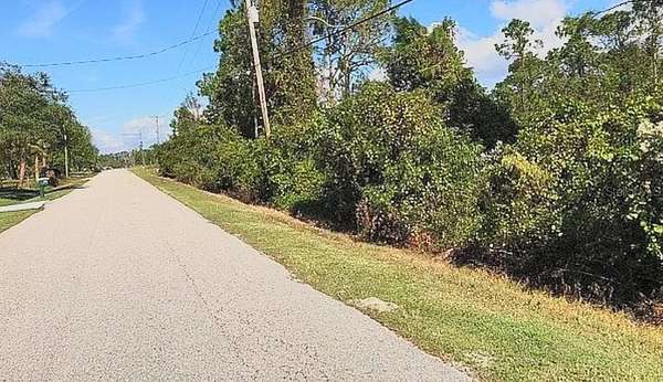 1 Acre of Residential Land for Sale in Sebring, Florida