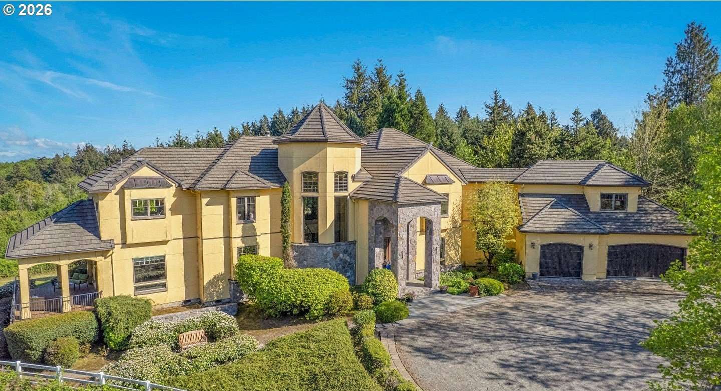 25.3 Acres of Agricultural Land with Home for Sale in Portland, Oregon