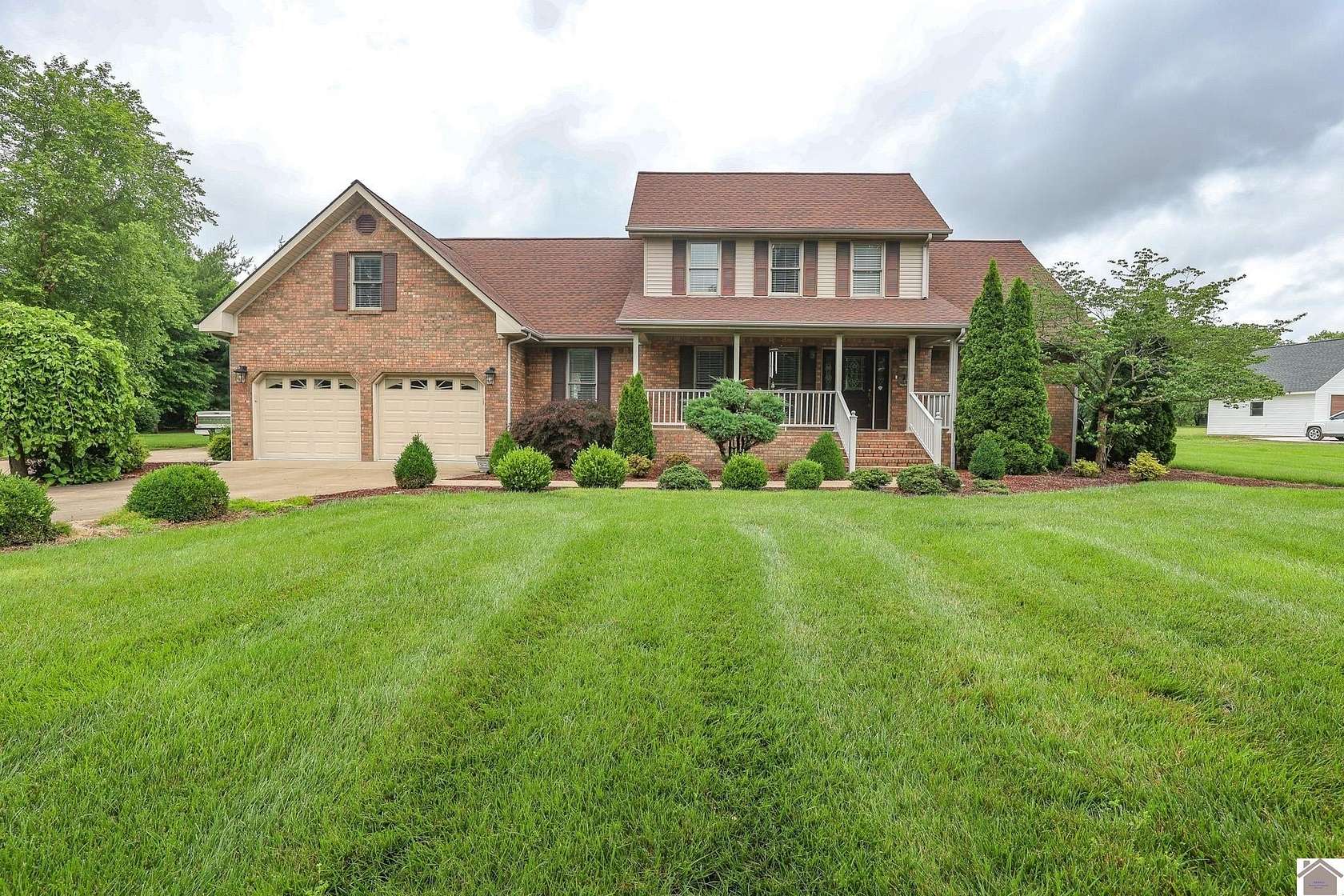 8.5 Acres of Land with Home for Sale in Paducah, Kentucky