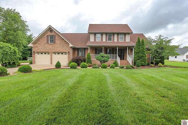 8.5 Acres of Land with Home for Sale in Paducah, Kentucky