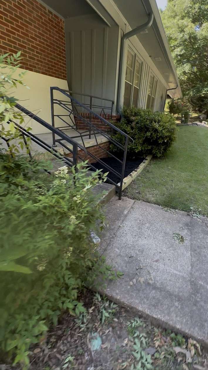 3 Acres of Land with Home for Sale in Memphis, Tennessee