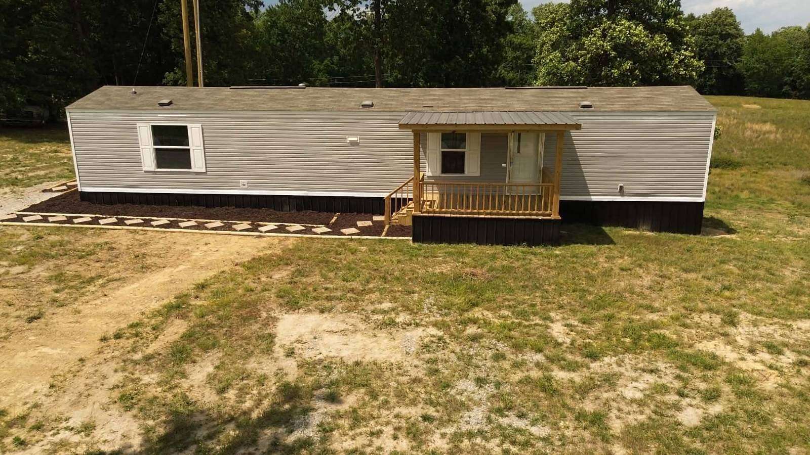 1.74 Acres of Land with Home for Sale in Albany, Kentucky