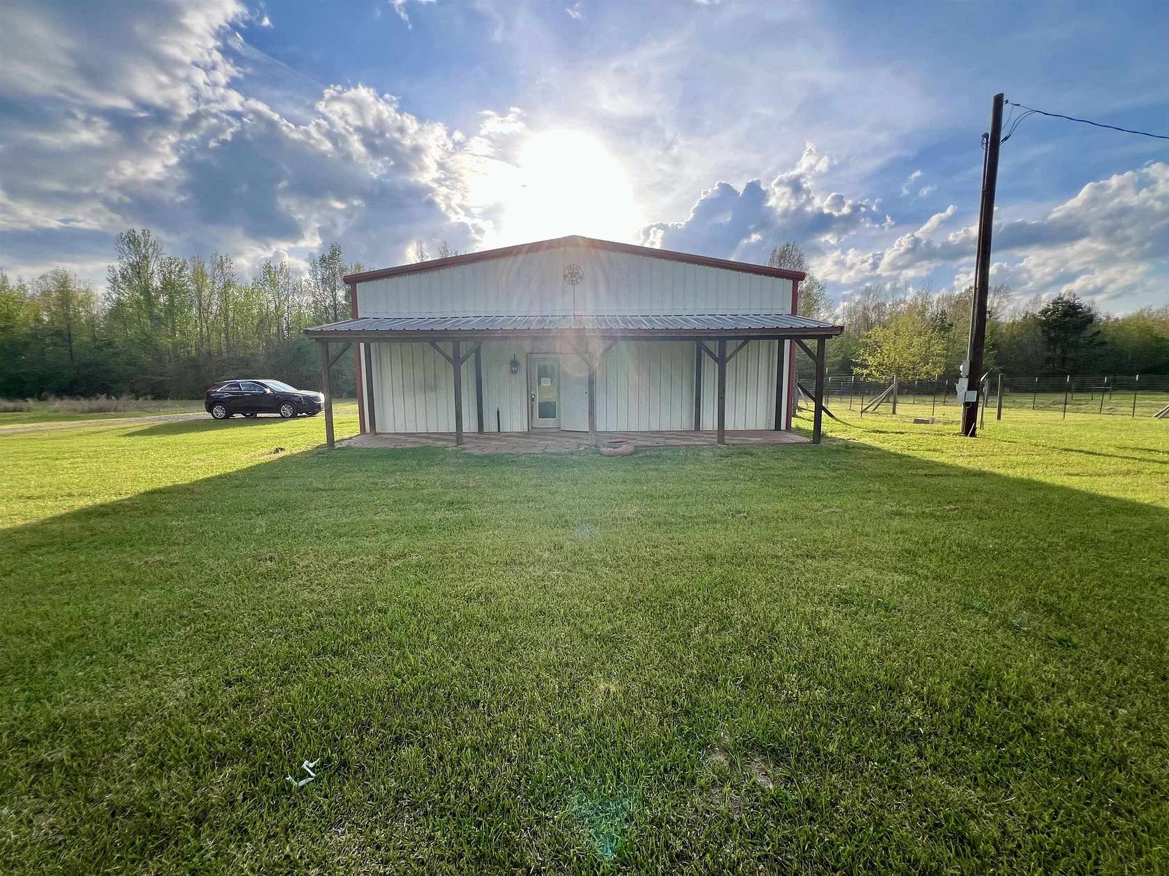 30 Acres of Recreational Land with Home for Sale in Carthage, Texas