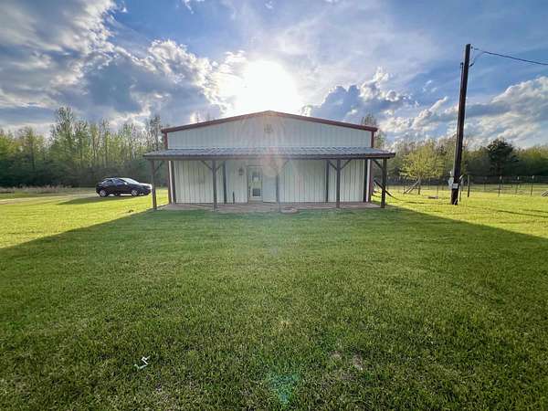 30 Acres of Recreational Land with Home for Sale in Carthage, Texas
