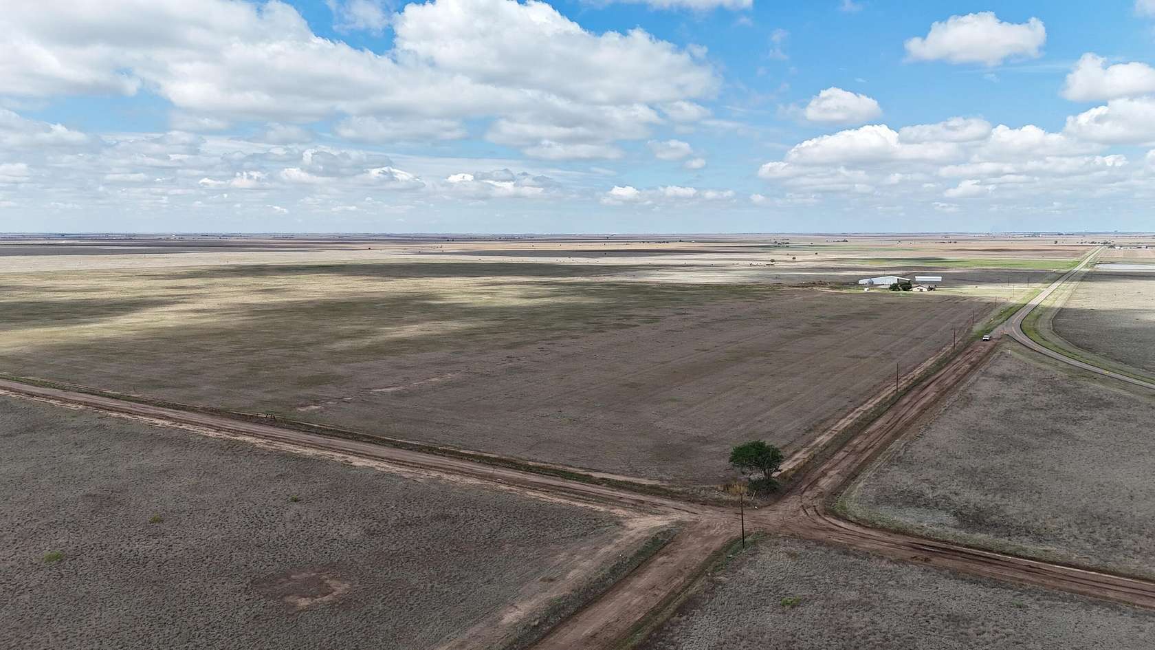 50 Acres of Agricultural & Residential Land for Sale in Tulia, Texas