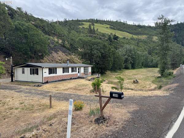 5 Acres of Land with Home for Sale in Klickitat, Washington