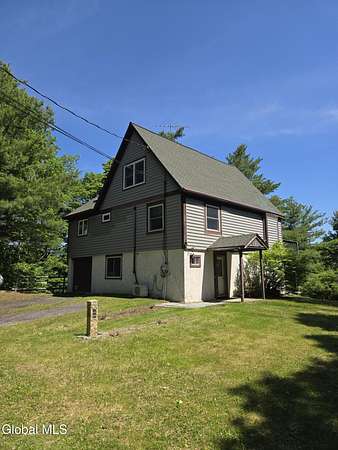 3.9 Acres of Land with Home for Sale in Voorheesville, New York