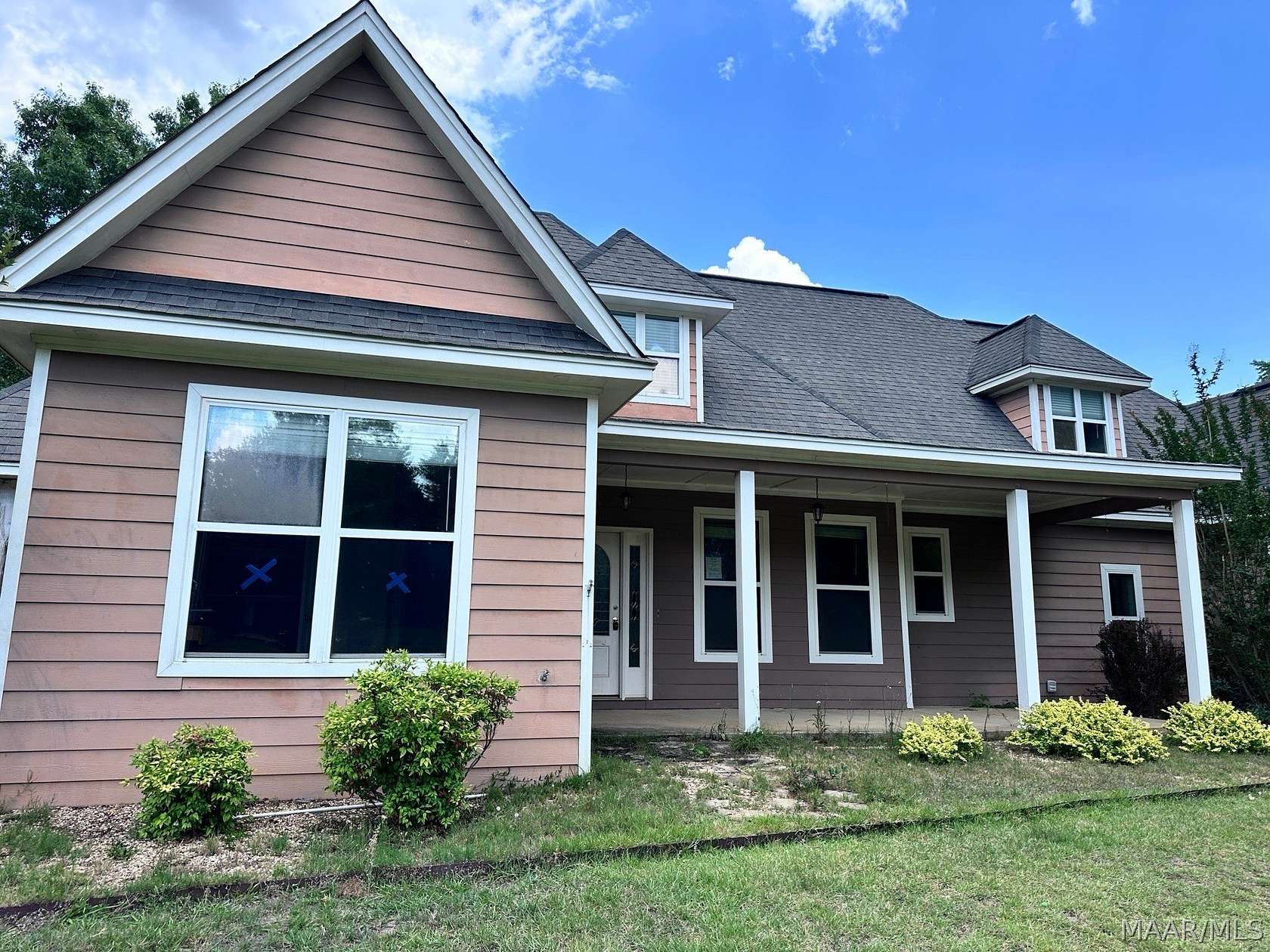 4 Acres of Land with Home for Sale in Deatsville, Alabama