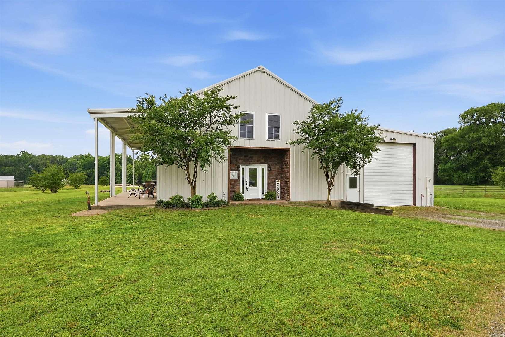 4.59 Acres of Land with Home for Sale in Greenbrier, Arkansas