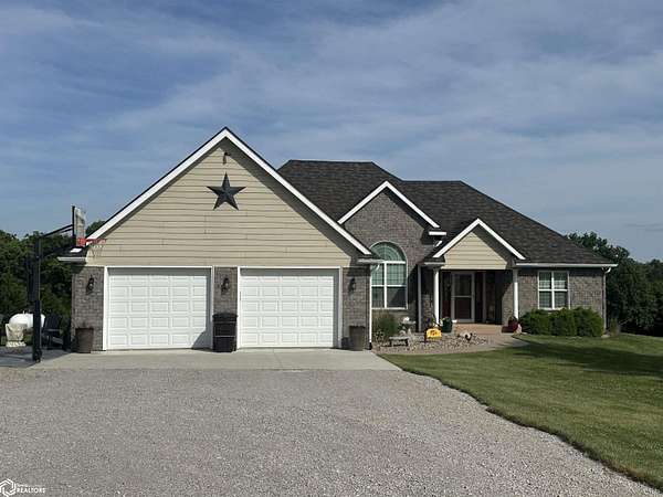 14.5 Acres of Recreational Land with Home for Sale in Centerville, Iowa