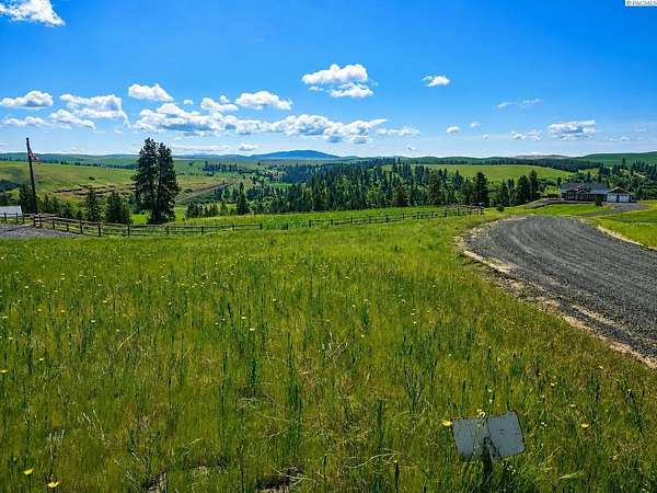 8 Acres of Residential Land for Sale in Colfax, Washington