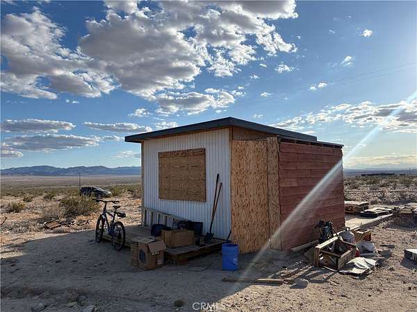 5 Acres of Residential Land for Sale in Twentynine Palms, California