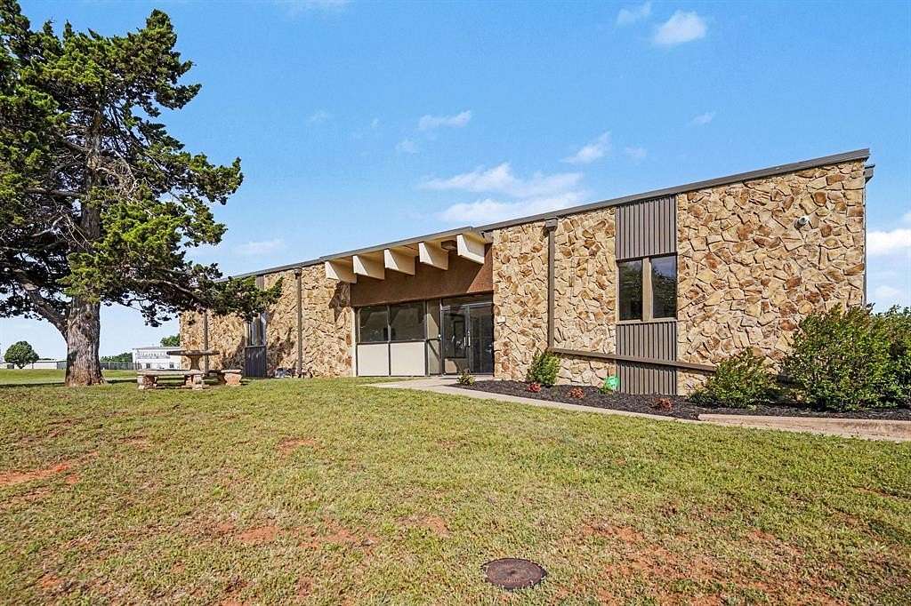 6 Acres of Improved Mixed-Use Land for Sale in Guthrie, Oklahoma