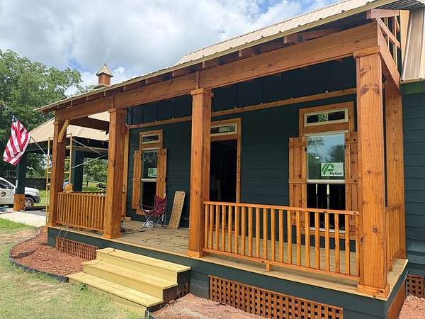 3.35 Acres of Land with Home for Sale in Ochlocknee, Georgia