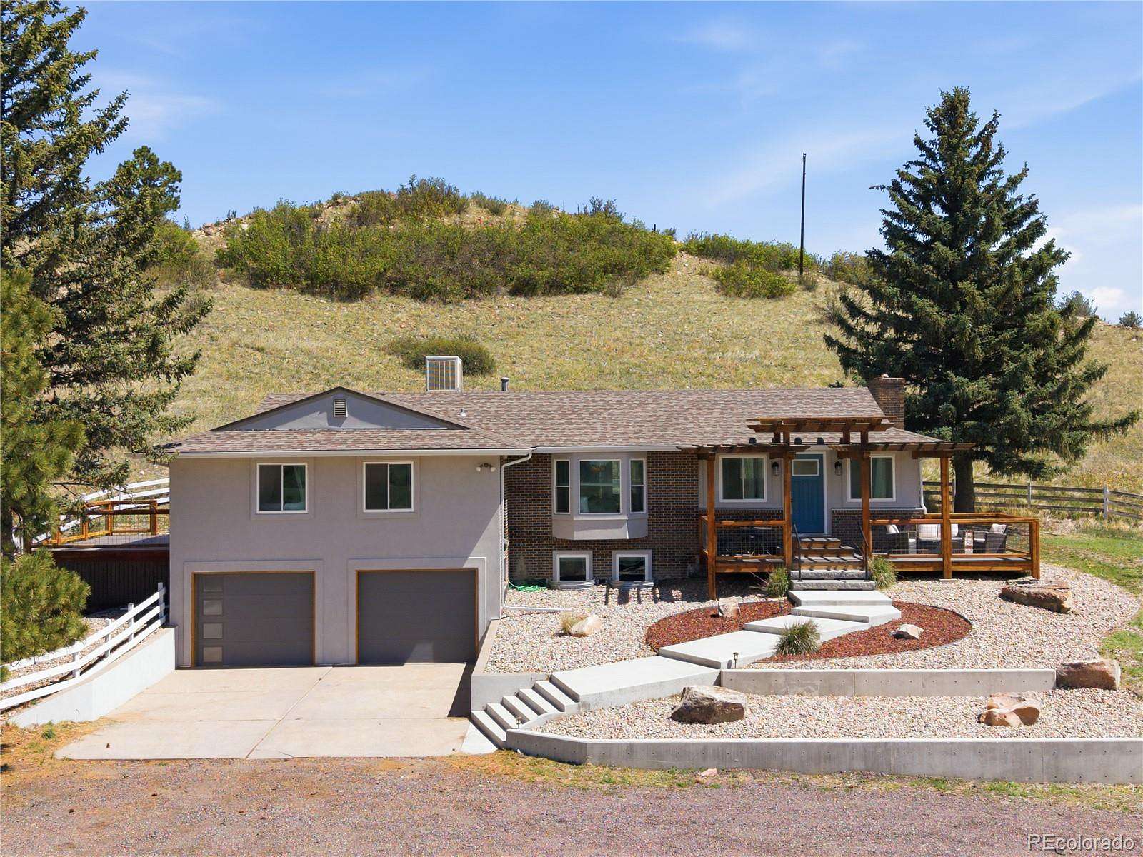 19.6 Acres of Land with Home for Sale in Castle Rock, Colorado