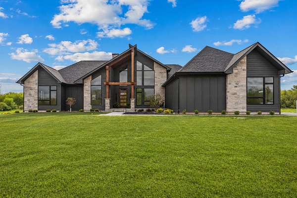 1.6 Acres of Land with Home for Sale in Johnsburg, Illinois