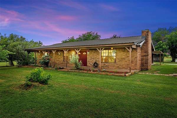 5 Acres of Land with Home for Sale in Clifton, Texas